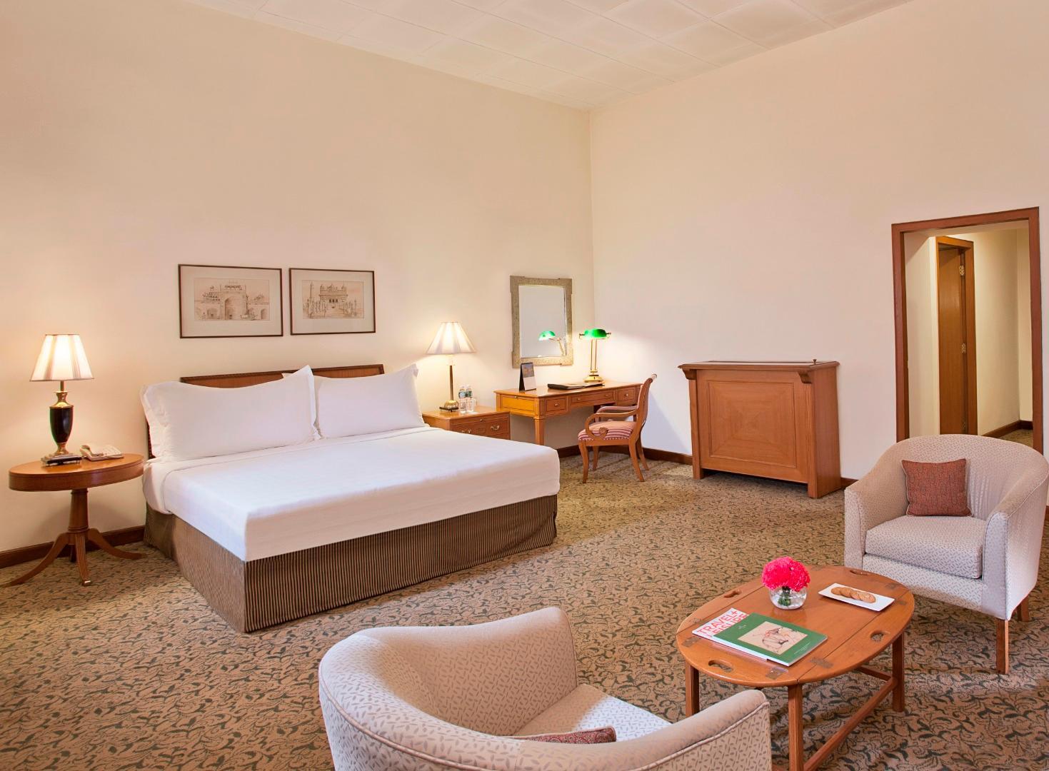 โรงแรมเมเดน นิวเดลี ภายนอก รูปภาพ A room at the Taj Mahal Palace