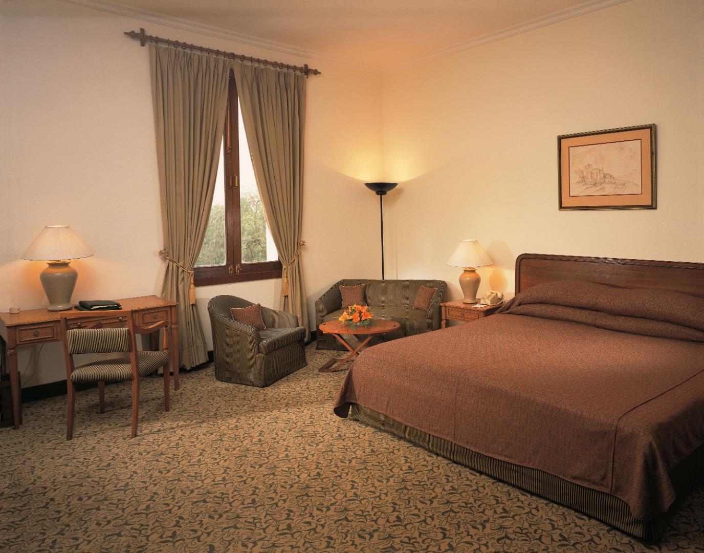 โรงแรมเมเดน นิวเดลี ภายนอก รูปภาพ A room at the hotel