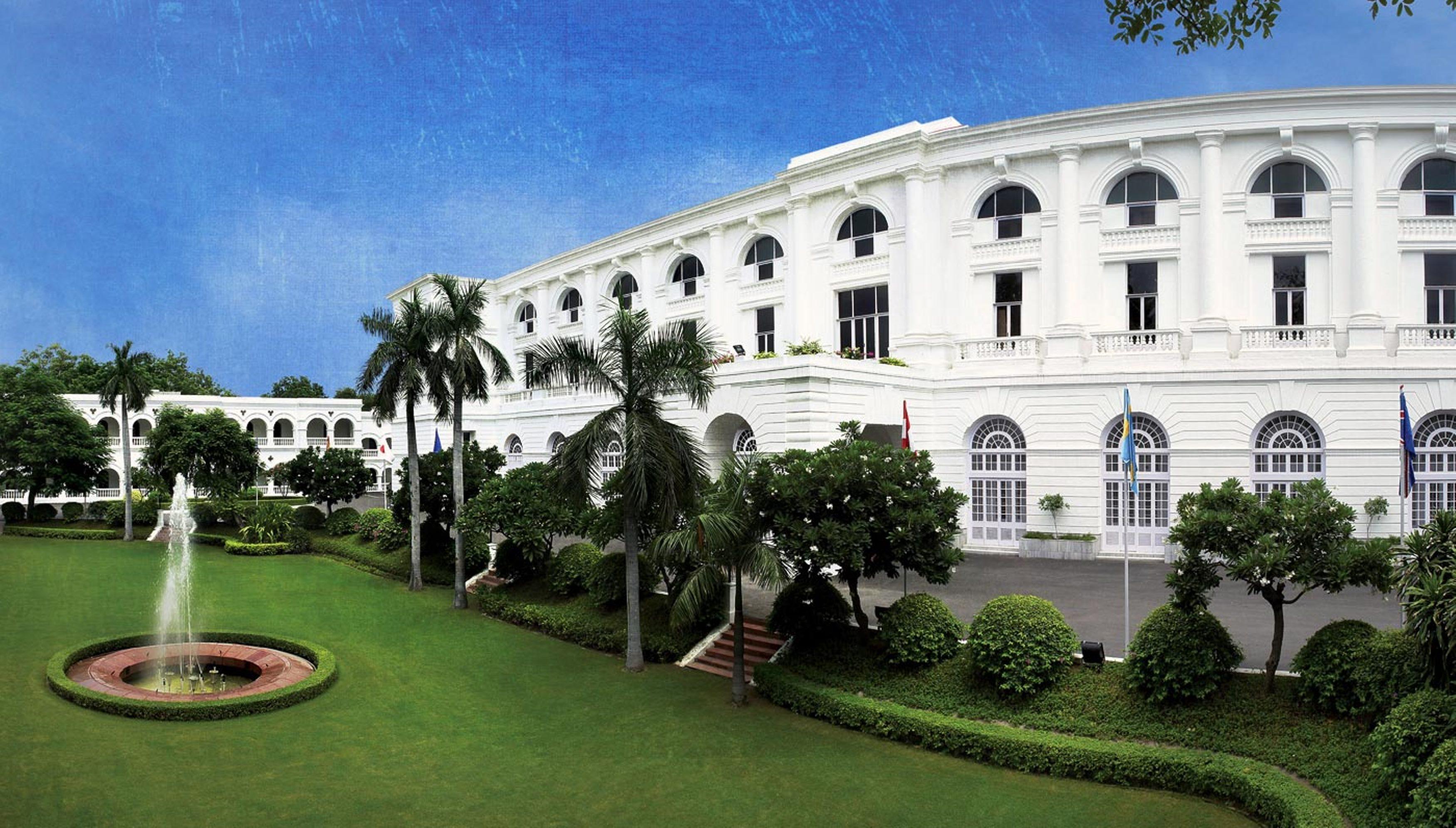 โรงแรมเมเดน นิวเดลี ภายนอก รูปภาพ The E & F Mansion