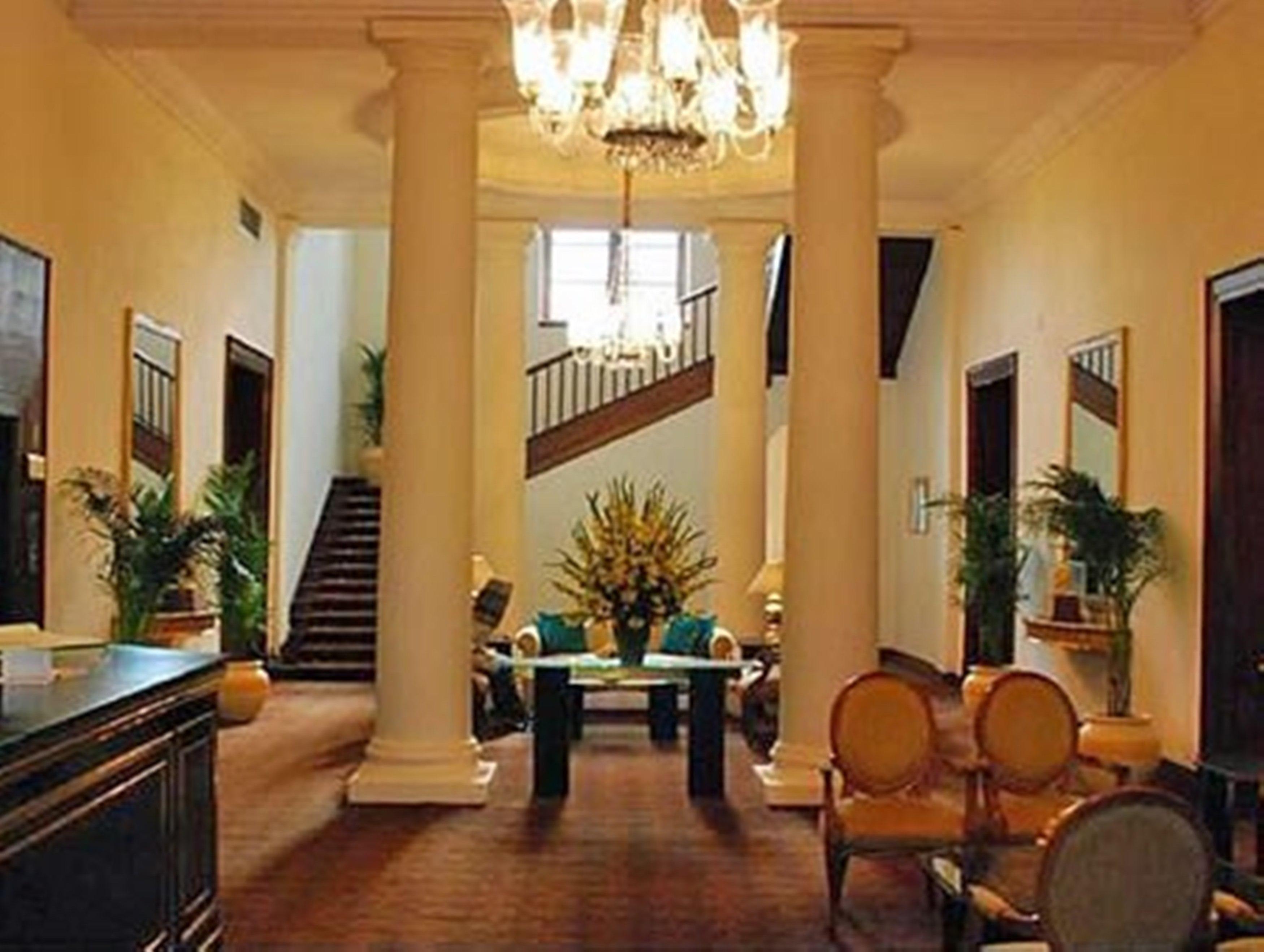 โรงแรมเมเดน นิวเดลี ภายนอก รูปภาพ Interior of the hotel