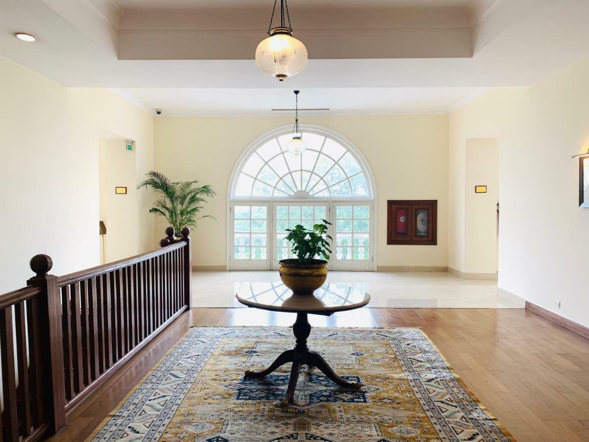 โรงแรมเมเดน นิวเดลี ภายนอก รูปภาพ Interior of the residence